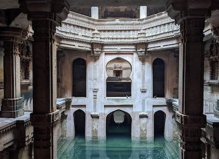 Adalaj Stepwell