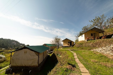 CAMP THANGDHAR