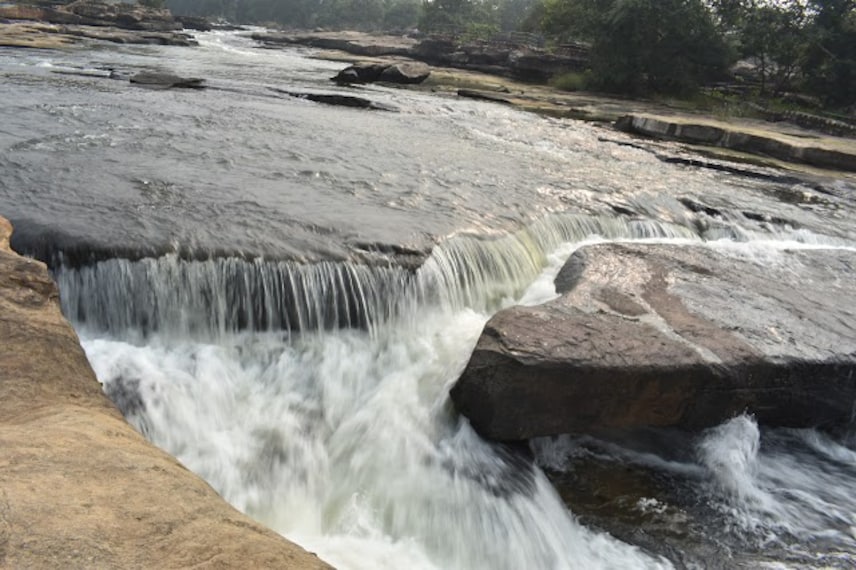 Devdari_Waterfall_Varanasi_4