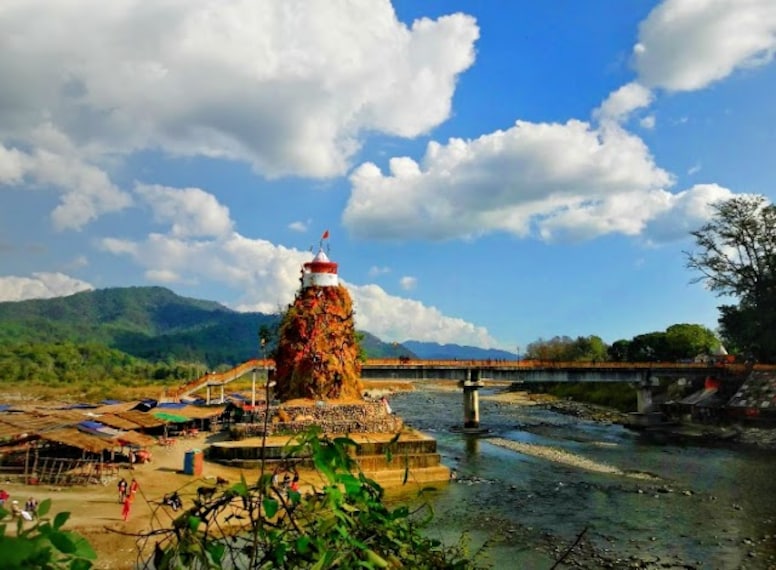 Garjia_Temple_Corbett_2