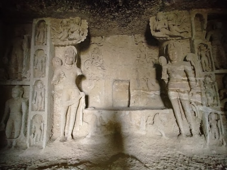 Kanheri_Caves_Mumbai_4