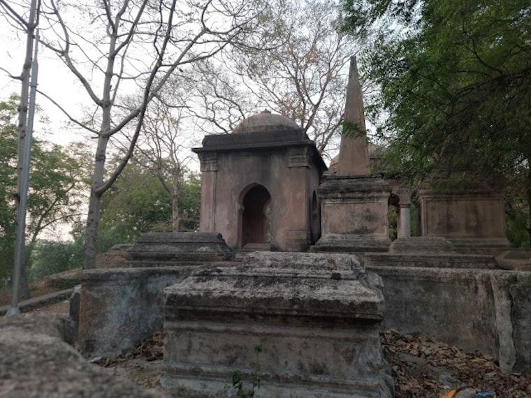 One_Tree_Hill_Garden_Ahmedabad_2