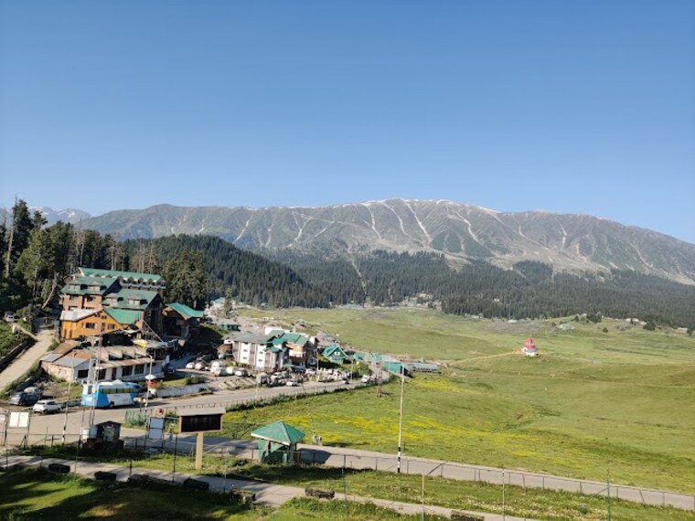 Outer_Circle_Walk_Gulmarg_2