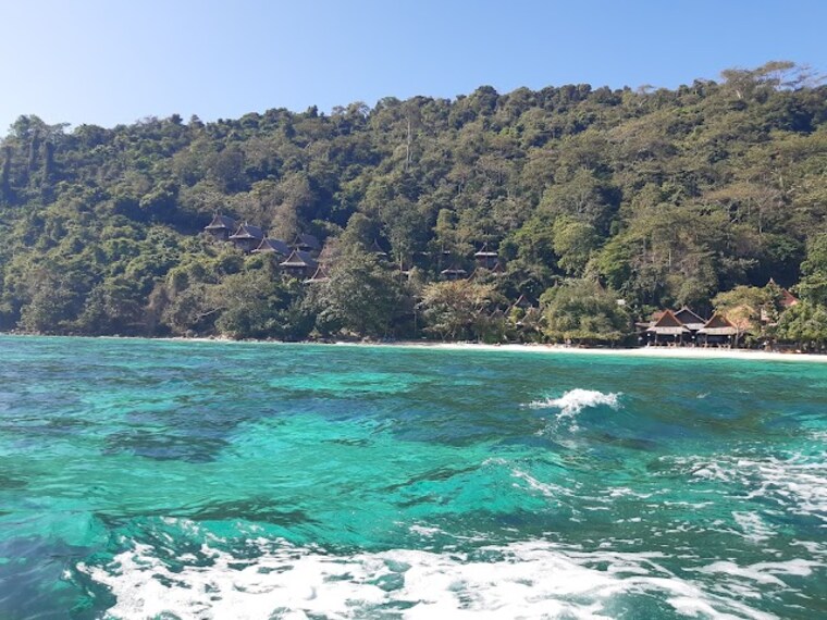 Phak_Nam_Bay_Phi_Phi_island_1