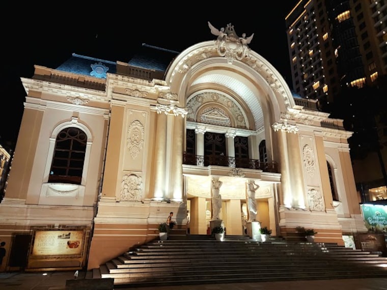 Saigon_Opera_House_Ho_chi_minh_City_2