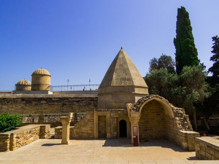 Shirvanshahs_Palace_3