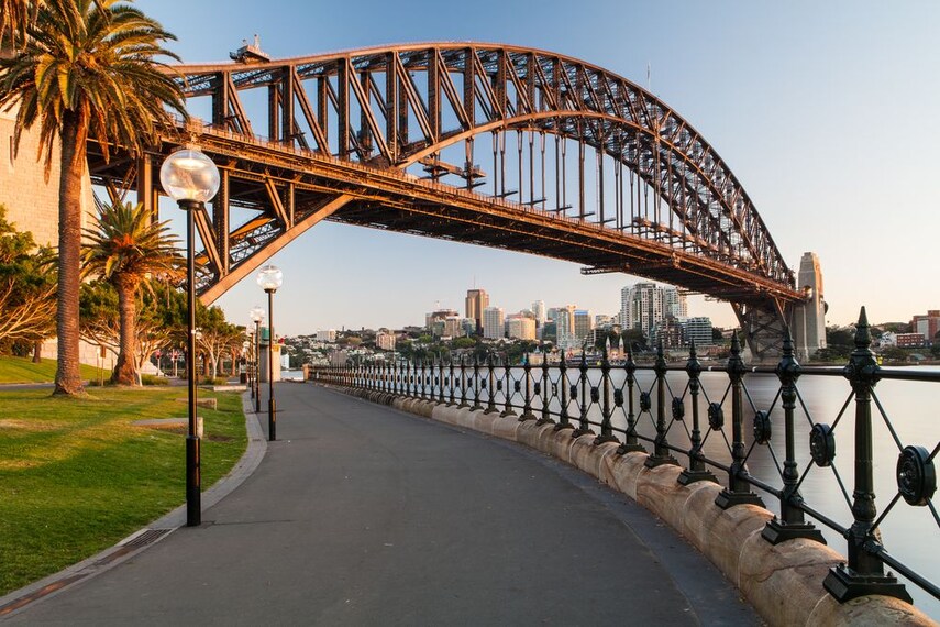Sydney_Harbour_Bridge_1
