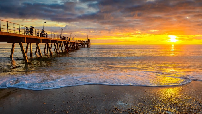 Glenelg_Beach_adelaide_s