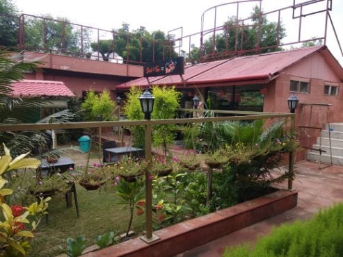 agra_aryans_taj_resort_1