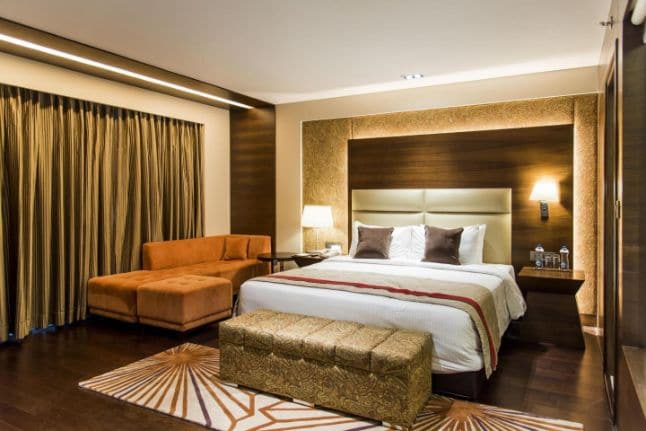 agra_crystal_sarovar_premiere_4