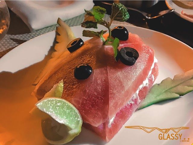 agra_glassy_bar_2