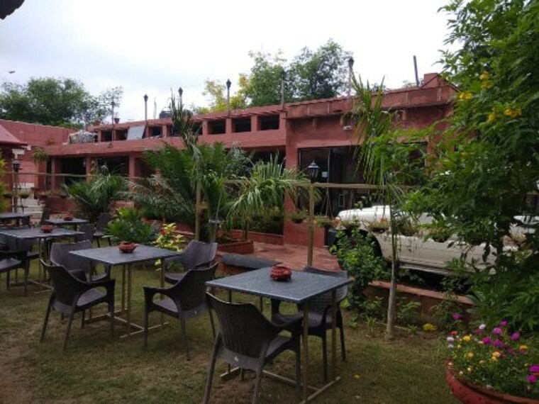 agra_aryans_taj_resort_4