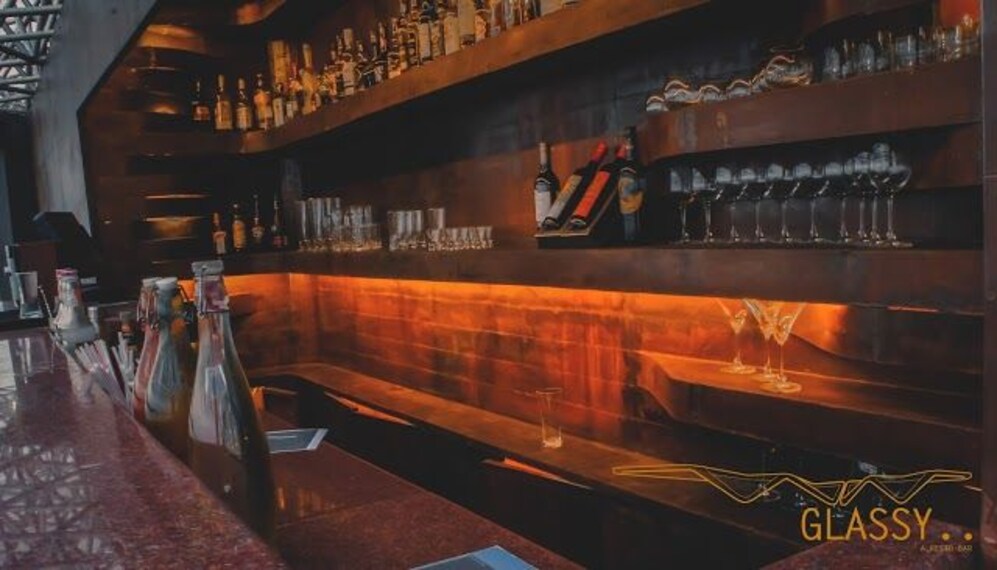 agra_glassy_bar_1