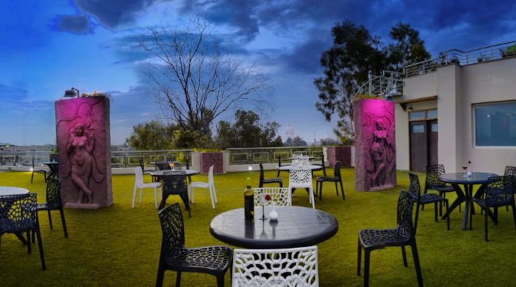 agra_hotel_atulyaa_taj_4