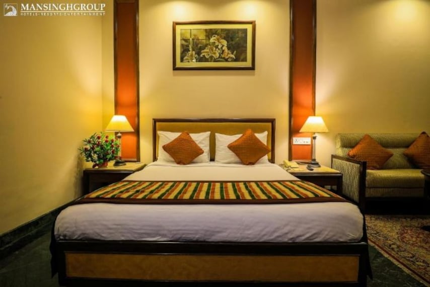 agra_mansingh_palace_2