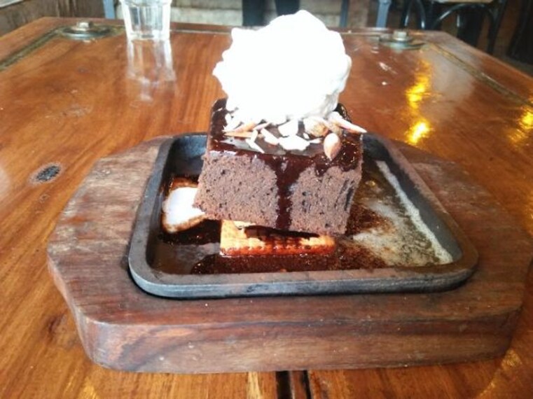 agra_thor_the_party_world_3