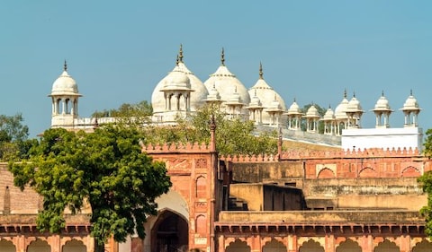 Moti Masjid