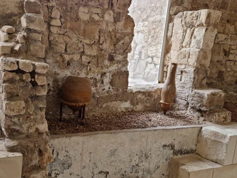 Alexandria_Ancient_Roman_Theater_9