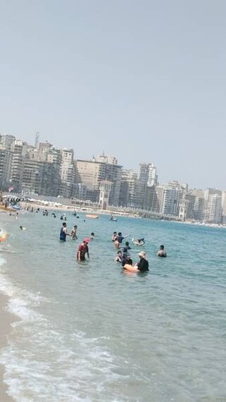 Alexandria_Mandara_Beach_5