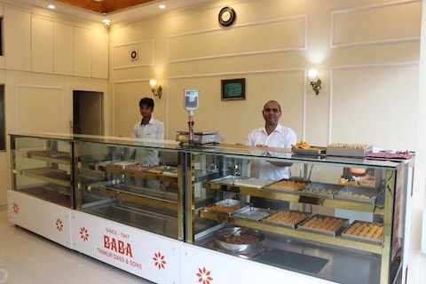 Baba Thakur Das & Sons