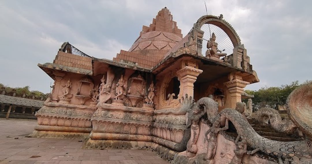 Shri_Yantra_Mandir_3