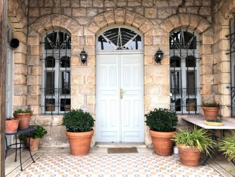 amman_trinitae_at_the_soap_house