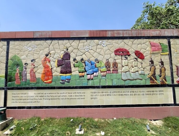 Queen_Huh_Memorial_Park_ttd_2