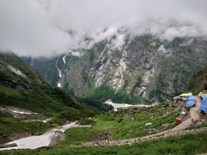 Explore India's last village - Mana