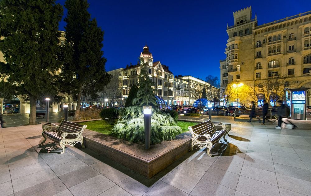 Nizami_Street_Baku_2