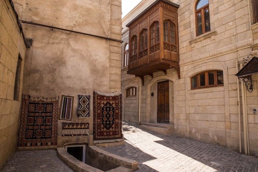 Azerbaijan_Carpet_Museum_baku_1