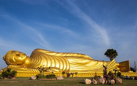Temple of the Reclining Buddha