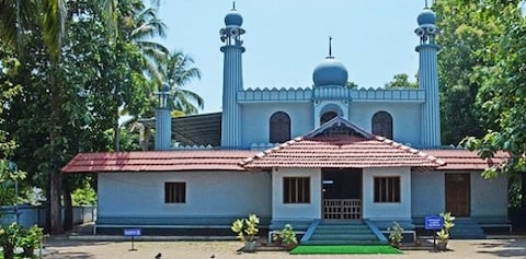 Malik Dinar Mosque
