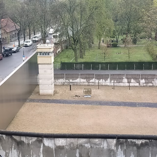 berlin_wall_memorial_and_documentation_centre_berlin_2