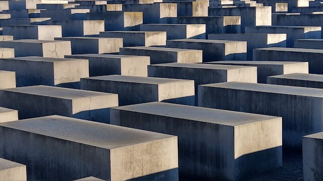 memorial_to_the_murdered_jews_of_europe_berlin_3