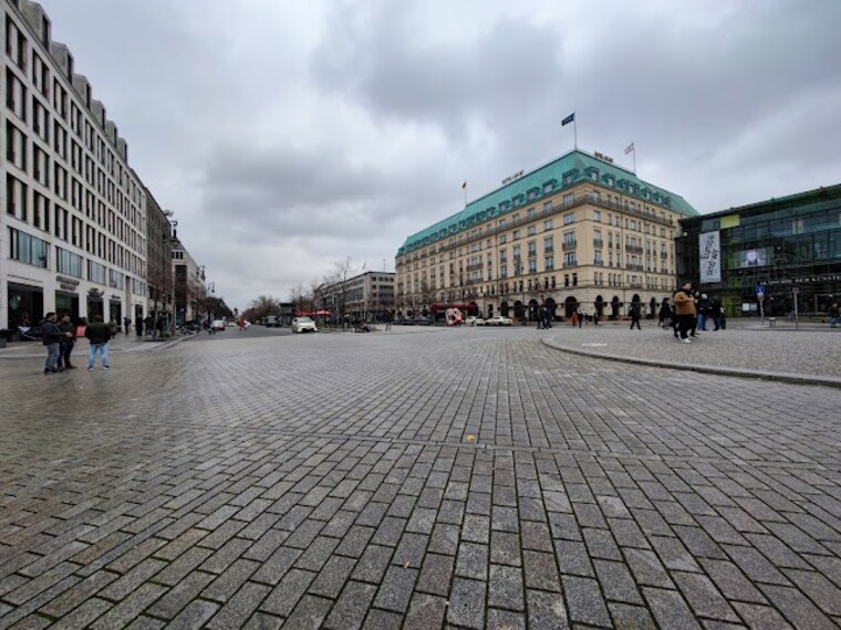 brandenburg_gate_berlin_2