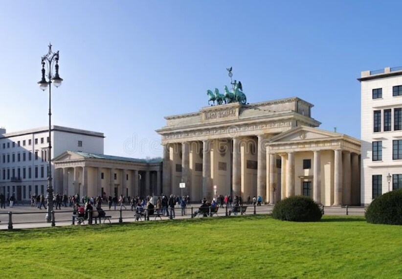 brandenburg_gate_berlin_4