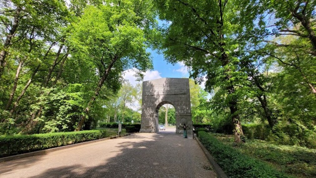 treptower_park_berlin_3
