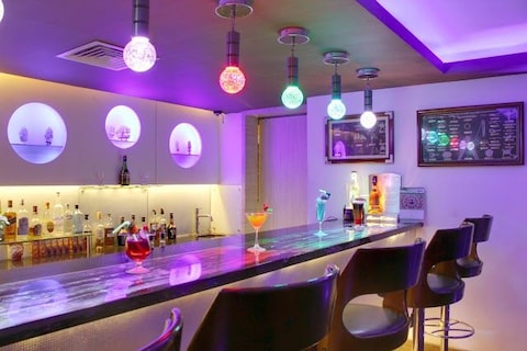 Oceana Pub