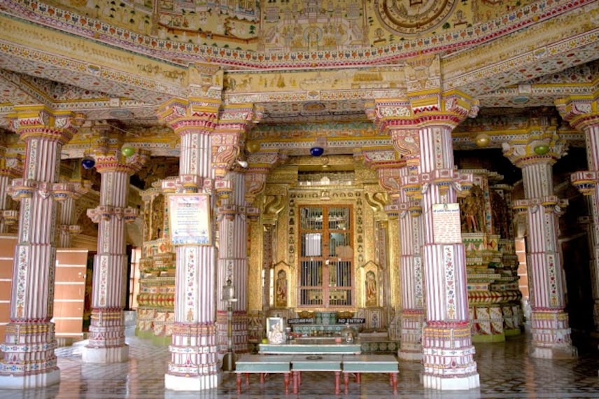 Bhandasar_Jain_Temple_2