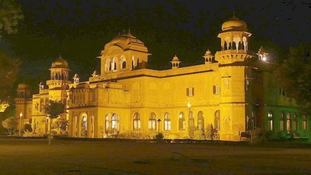 Lalgarh_Palace_2