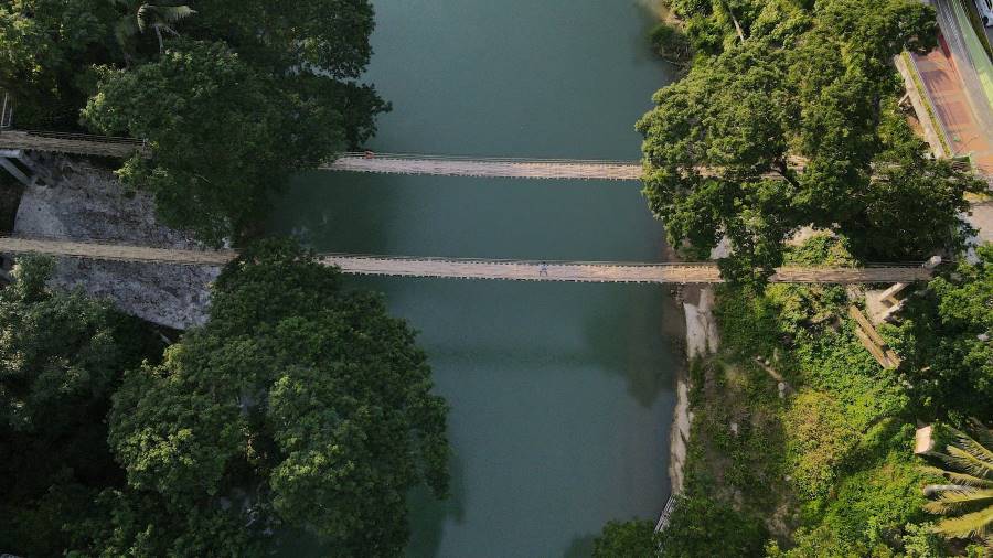 Bohol_Sevilla_Twin_Hanging_Bridge_8