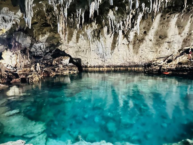 Bohol_Hinagdanan_Cave_1