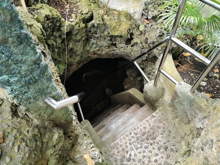Bohol_Hinagdanan_Cave_4