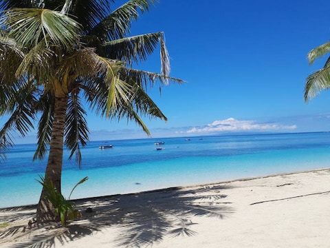 Alona Beach