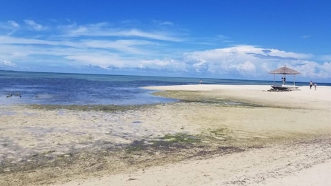 Pandanon Beach