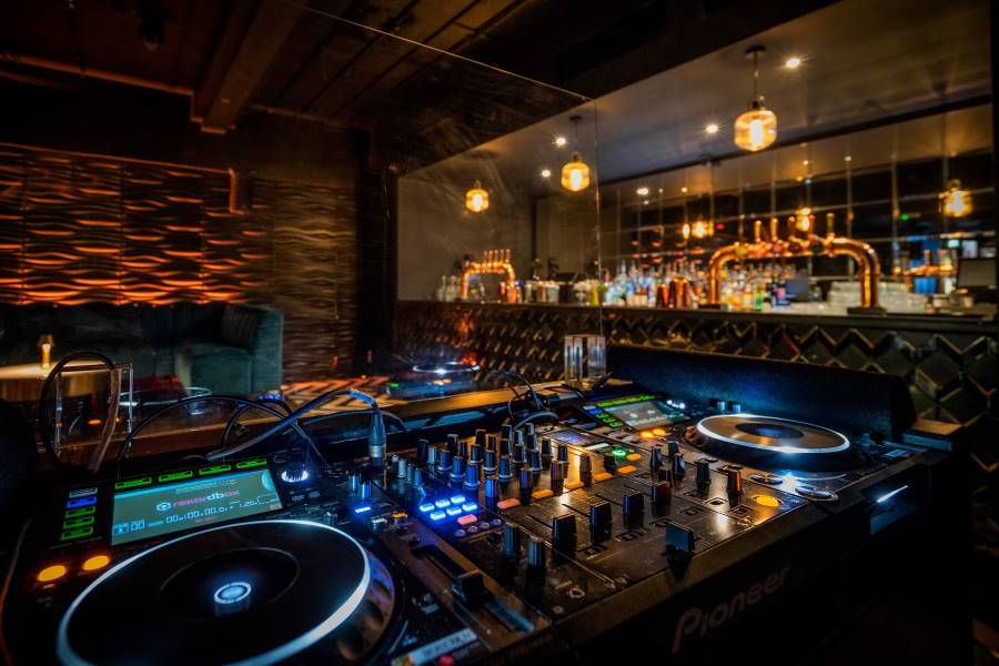 Bristol_Marquee_Cocktail_Bar_&_Nightclub_1