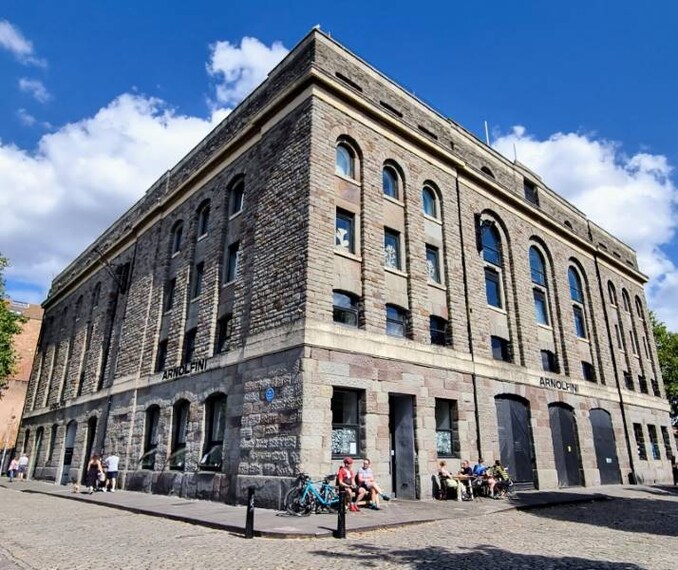 Bristol_Arnolfini_Arts_3