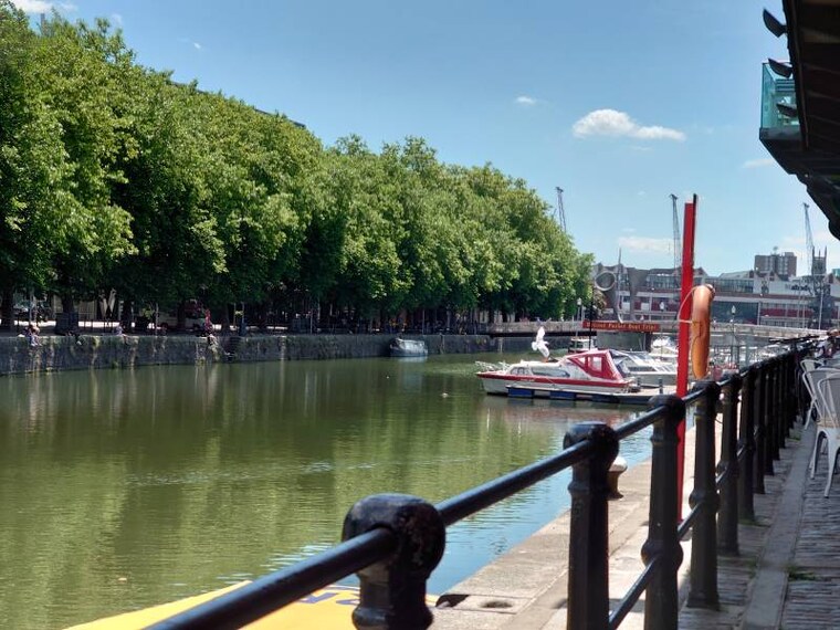 Bristol_No1_Harbourside_6