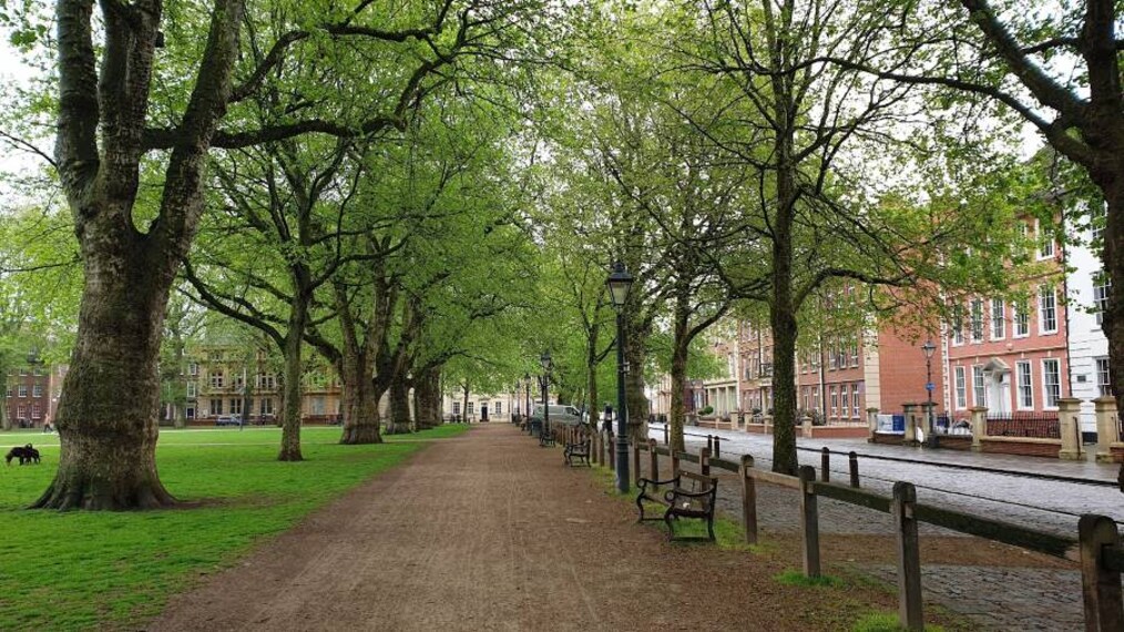 Bristol_Queen_Square_8