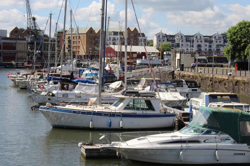 Bristol_Queen_Square_9